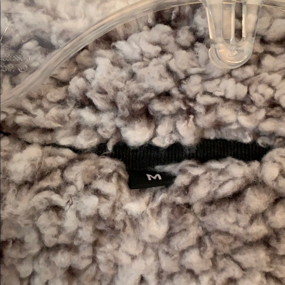fluffy jacket - Picture 4 of 6